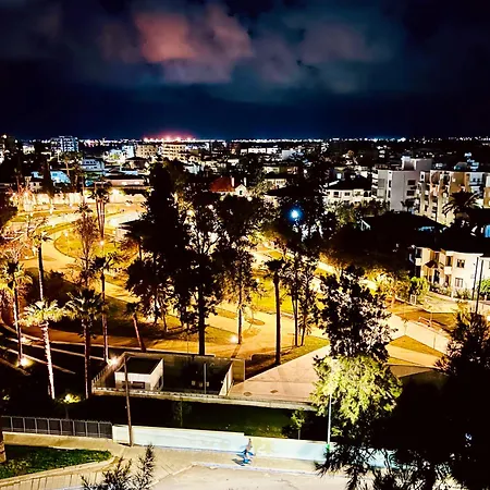 Nicolas 1 Apartament *