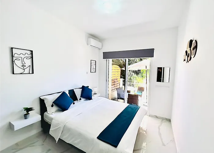 Nicolas 1 ラルナカ