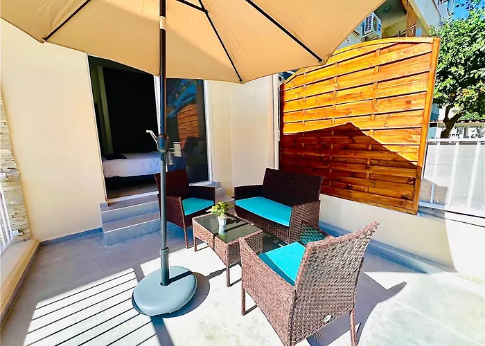 Nicolas 1 * ラルナカ